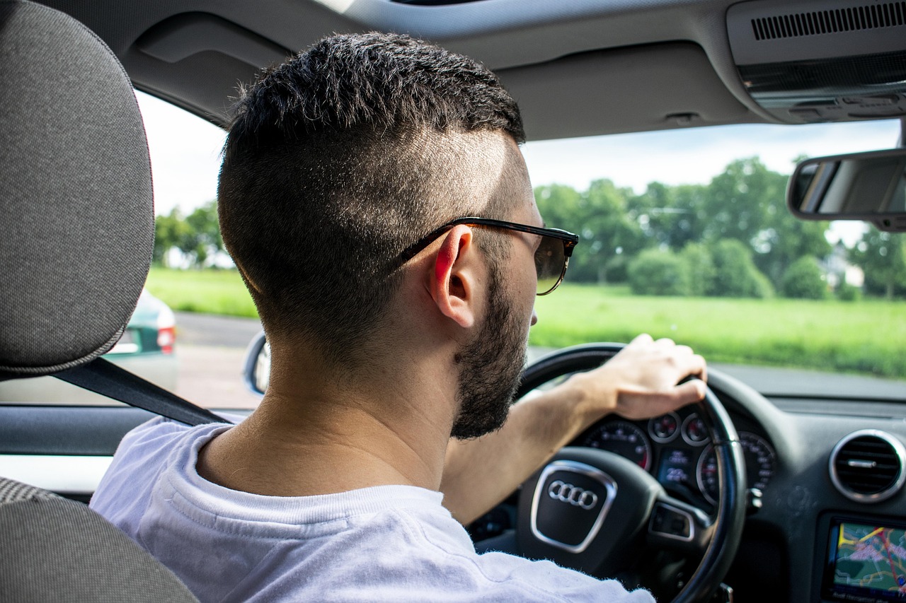 car-7072727_1280