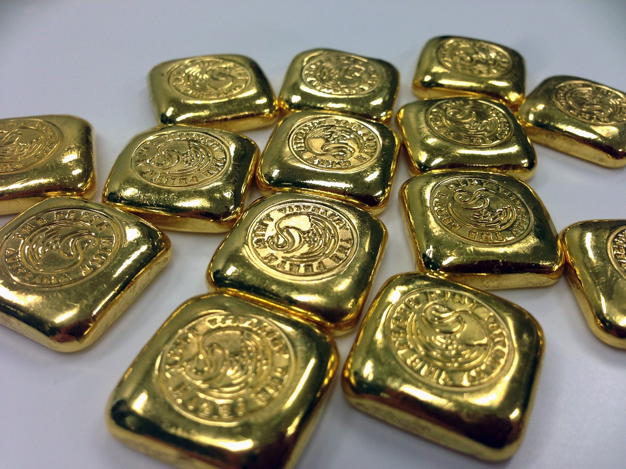 gold-295938_1280