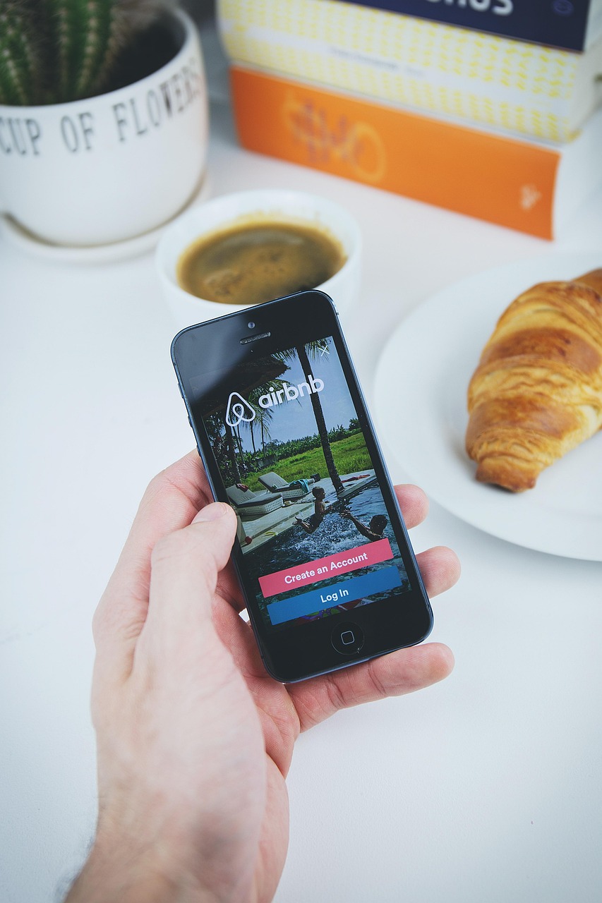 airbnb-2941142_1280