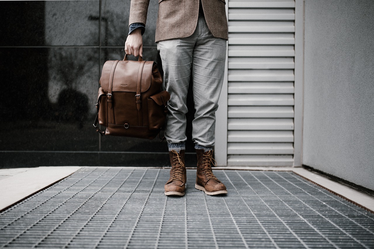 traveler-2203666_1280